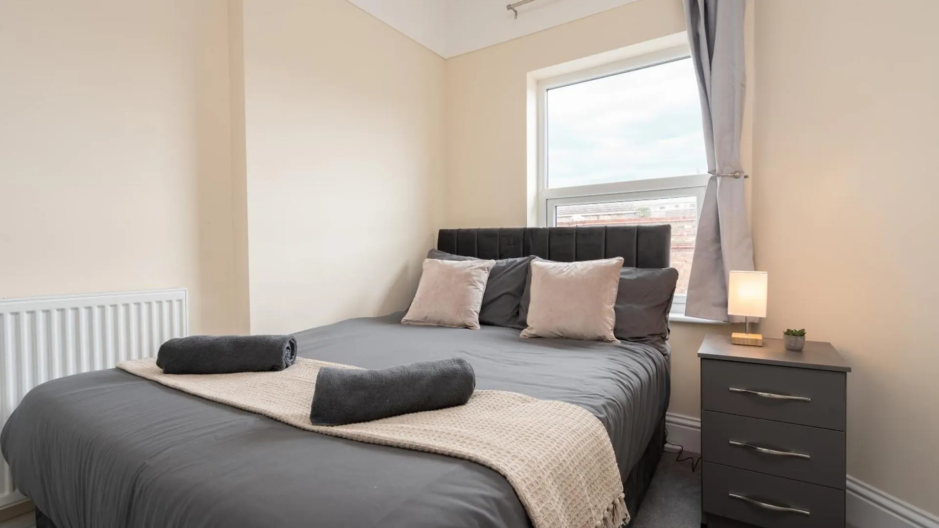 Large Cosy House - Free On Street Parking Villa Liverpool 0*,