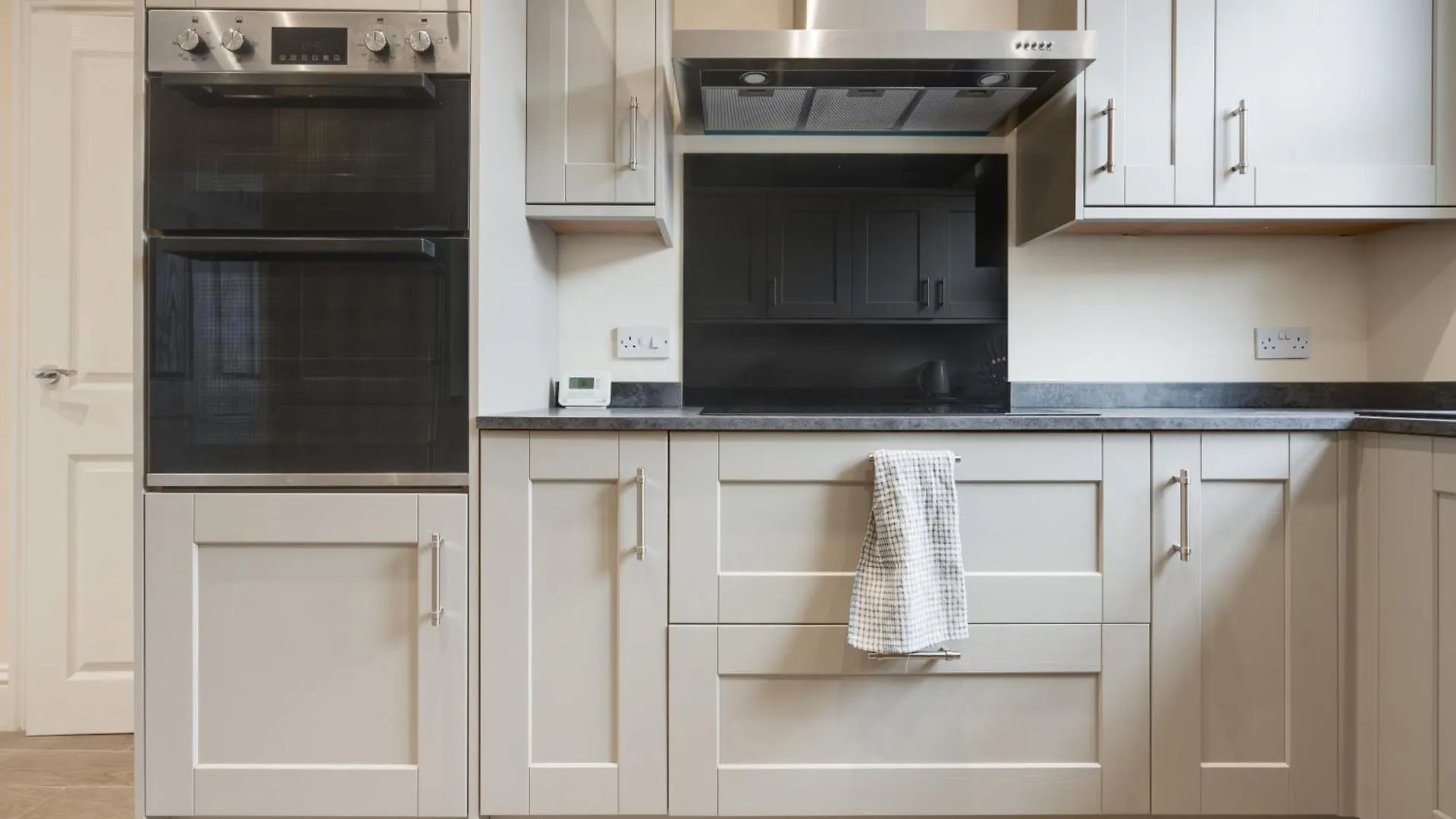 Large Cosy House - Free On Street Parking Villa Liverpool 0*,  United Kingdom